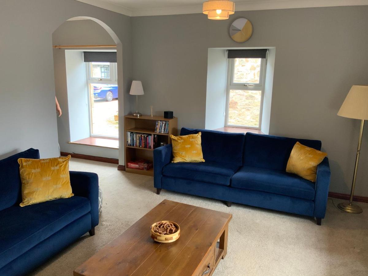 The Granary At Tinto Retreats, Biggar Is A Gorgeous 3 Bedroom Stone Cottage Wiston  Extérieur photo